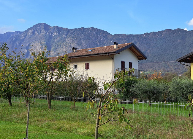 Villa in vendita a Baitoni, Bondone (TN)