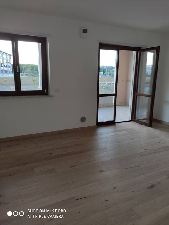 Appartamento SPOLTORE vendita  Villa Raspa  REALCANTIERI