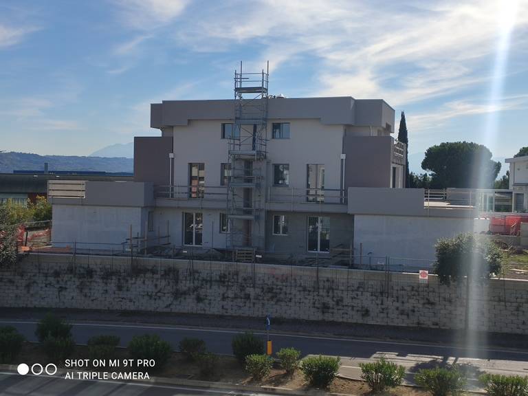  spoltore vendita quart: villa raspa realcantieri