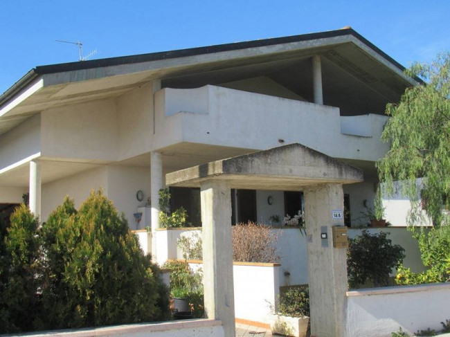 Casa indipendente in vendita a Villa Santa Maria, Spoltore (PE)