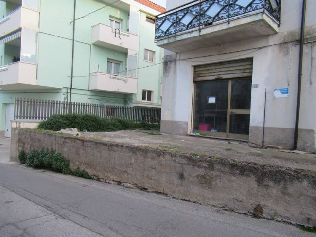 magazzino/garage in Affitto a Spoltore
