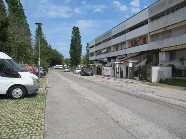 Villette a schiera in Affitto a Spoltore