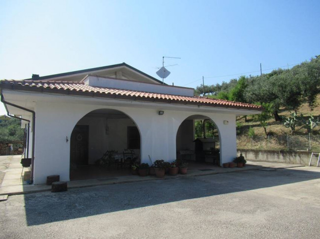 Villa in Vendita a Pianella