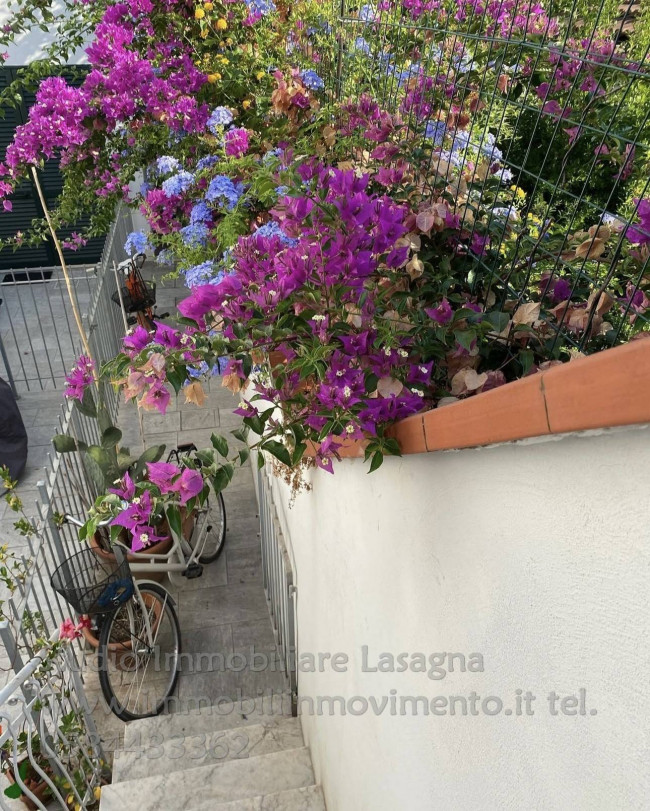 Appartamento non in Condominio in Vendita a Viareggio