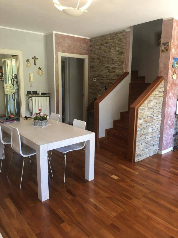  levate vendita quart:  casa dalmine srl