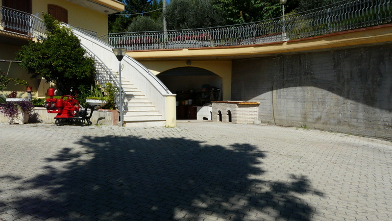 Villa MONTEPRANDONE vendita    Adriatica Immobiliare Snc