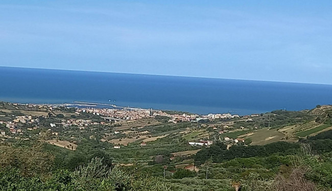 Villa in vendita a Acquaviva Picena