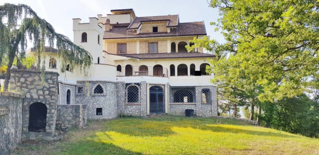 Villa in vendita a Montebello Di Bertona (PE)