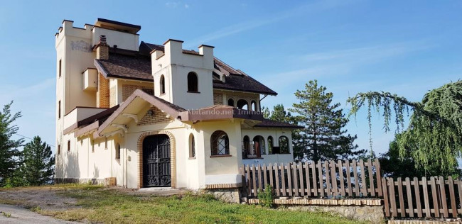 Villa in vendita a Montebello Di Bertona (PE)