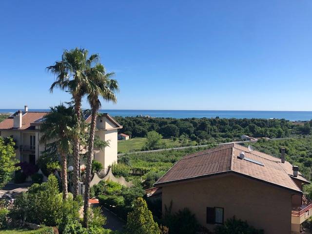 Appartamento PESCARA vendita  zona collinare pineta dannunziana  Di Battista Immobiliare