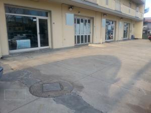 locale commerciale + uffici in vendita a San Giovanni Teatino