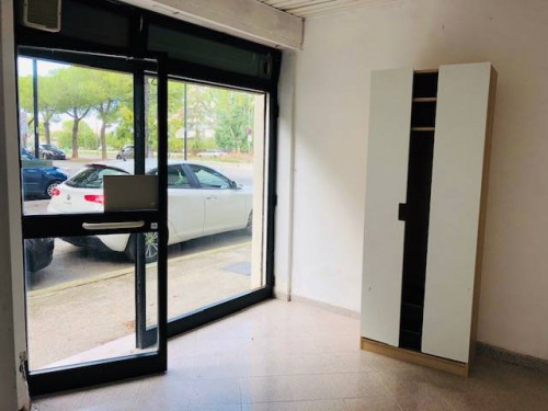 Locale commerciale in affitto a Pescara