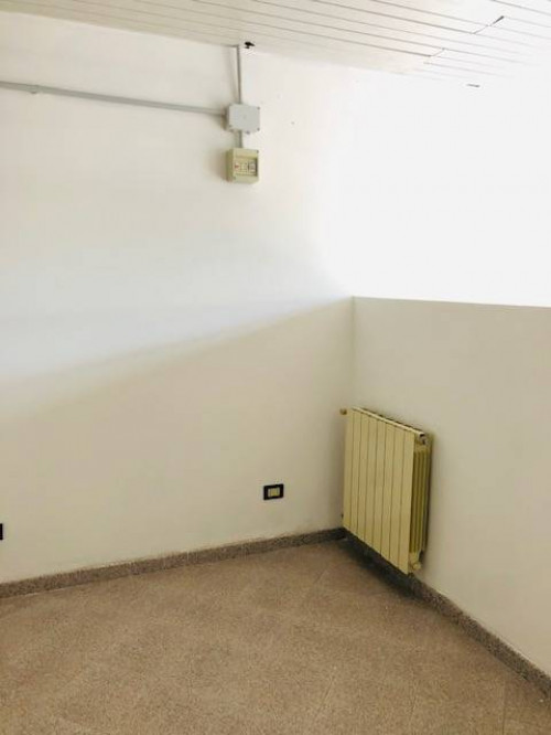 Locale commerciale in affitto a Pescara