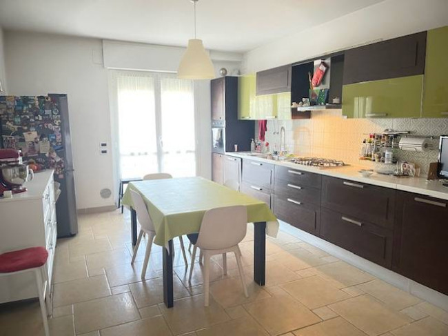 porzione di quadrifamigliare in vendita a Pescara