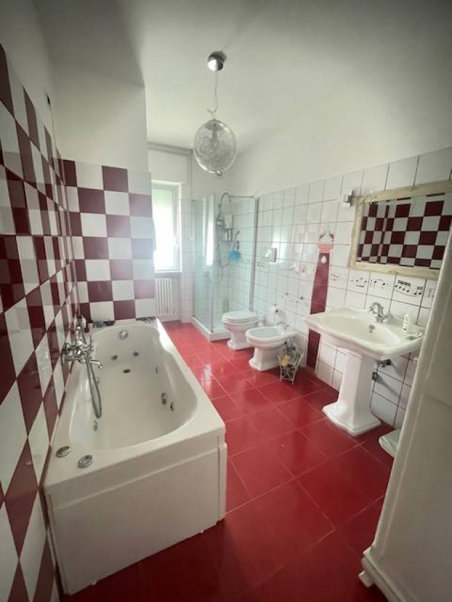 porzione di quadrifamigliare in vendita a Pescara