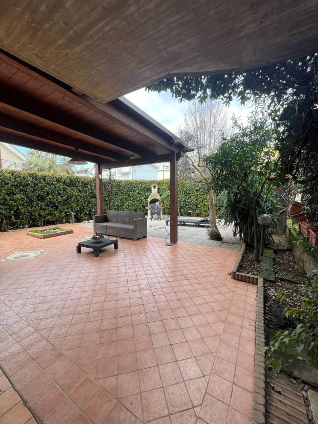 porzione di quadrifamigliare in vendita a Città Sant'Angelo