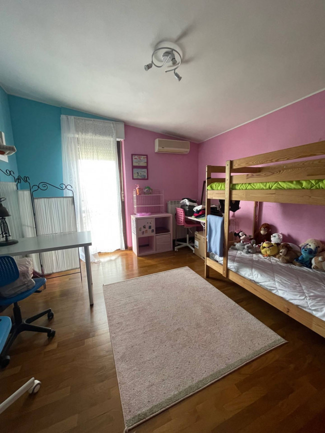 porzione di quadrifamigliare in vendita a Città Sant'Angelo