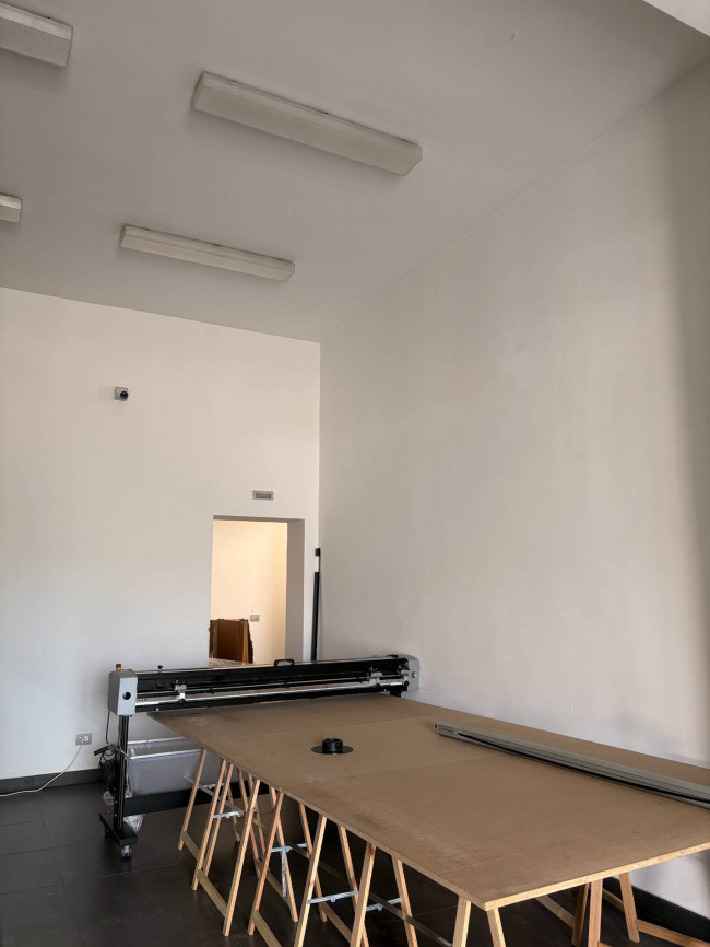 Locale commerciale in affitto a Pescara