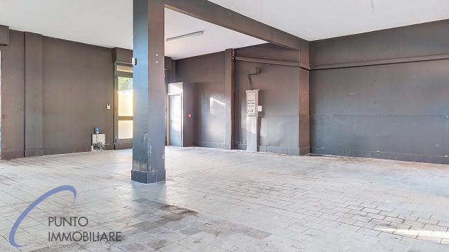 Commerciale in Affitto a Chiavari