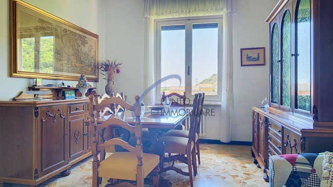 Appartamento in Vendita a Cogorno