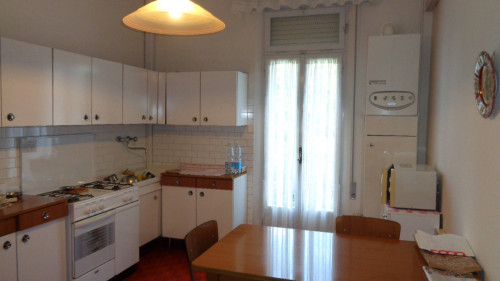 appartamento con ingresso indipendente in Vendita a Ferrara