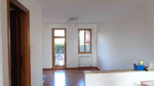 Casa con ingresso indipendente in Affitto a Ferrara