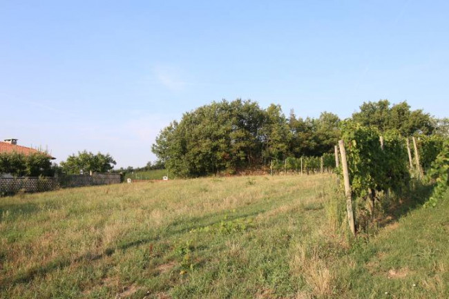 Terreno edificabile in vendita a San Floriano Del Collio-Števerjan (GO)