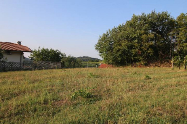 Terreno edificabile in vendita a San Floriano Del Collio-Števerjan (GO)