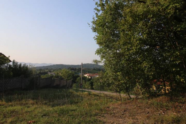 Terreno edificabile in vendita a San Floriano Del Collio-Števerjan (GO)