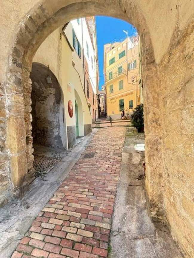 Appartamento in affitto a Bordighera
