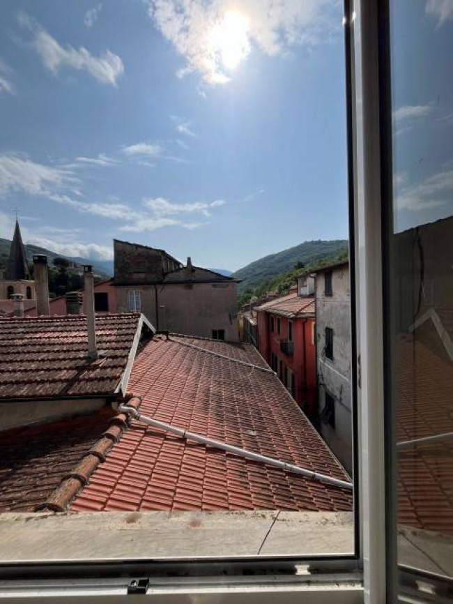 Appartamento in vendita a Borgomaro