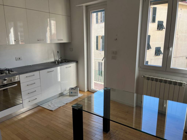 Appartamento in vendita a Imperia
