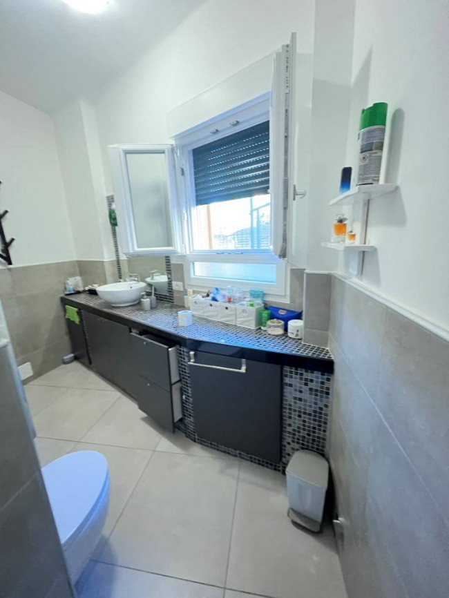 Appartamento in vendita a Imperia