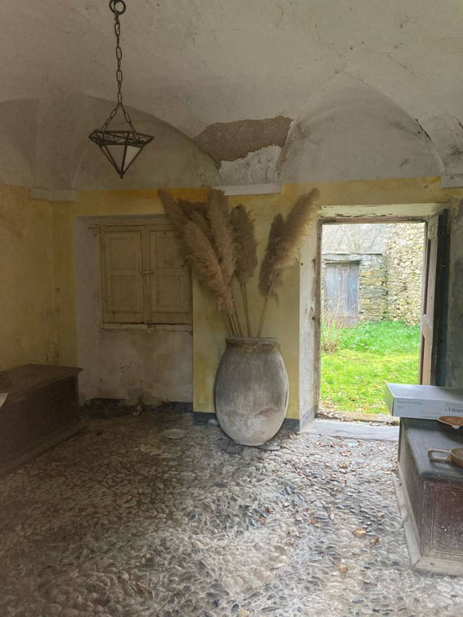 Casa singola in vendita a Rezzo