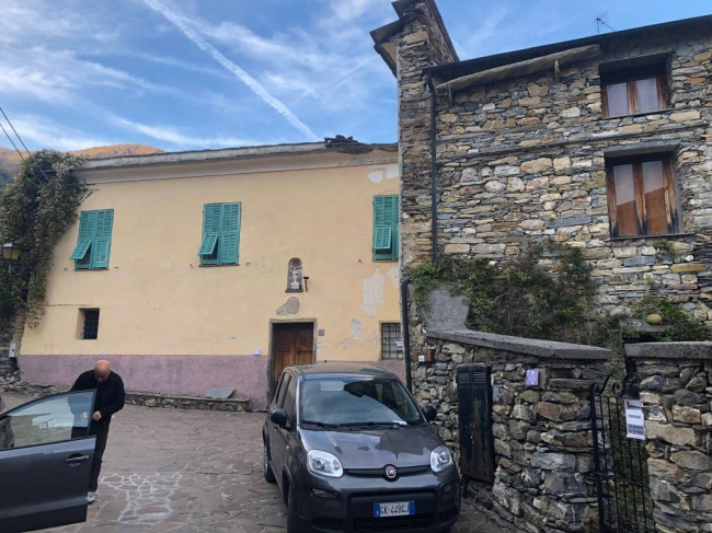 Casa singola in vendita a Rezzo