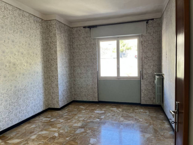 Appartamento in vendita a Imperia