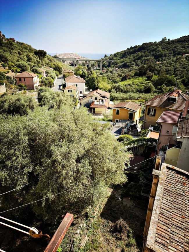 Appartamento in vendita a Imperia