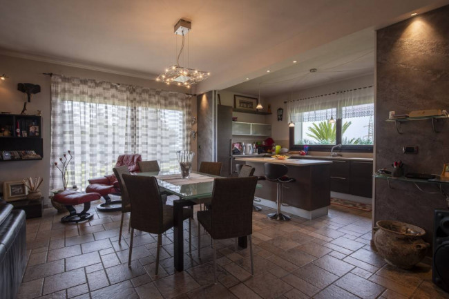 Villa in vendita a Imperia