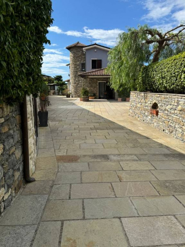Villa in vendita a Imperia