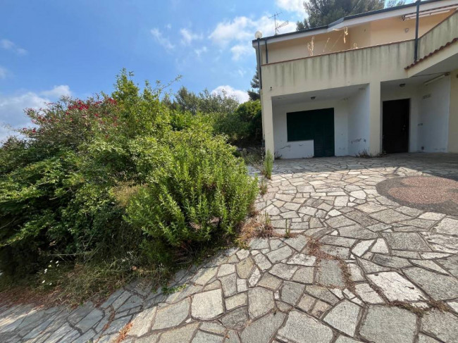 Villa in vendita a Imperia