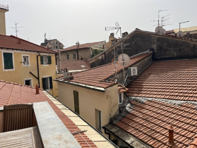 Appartamento in vendita a Imperia