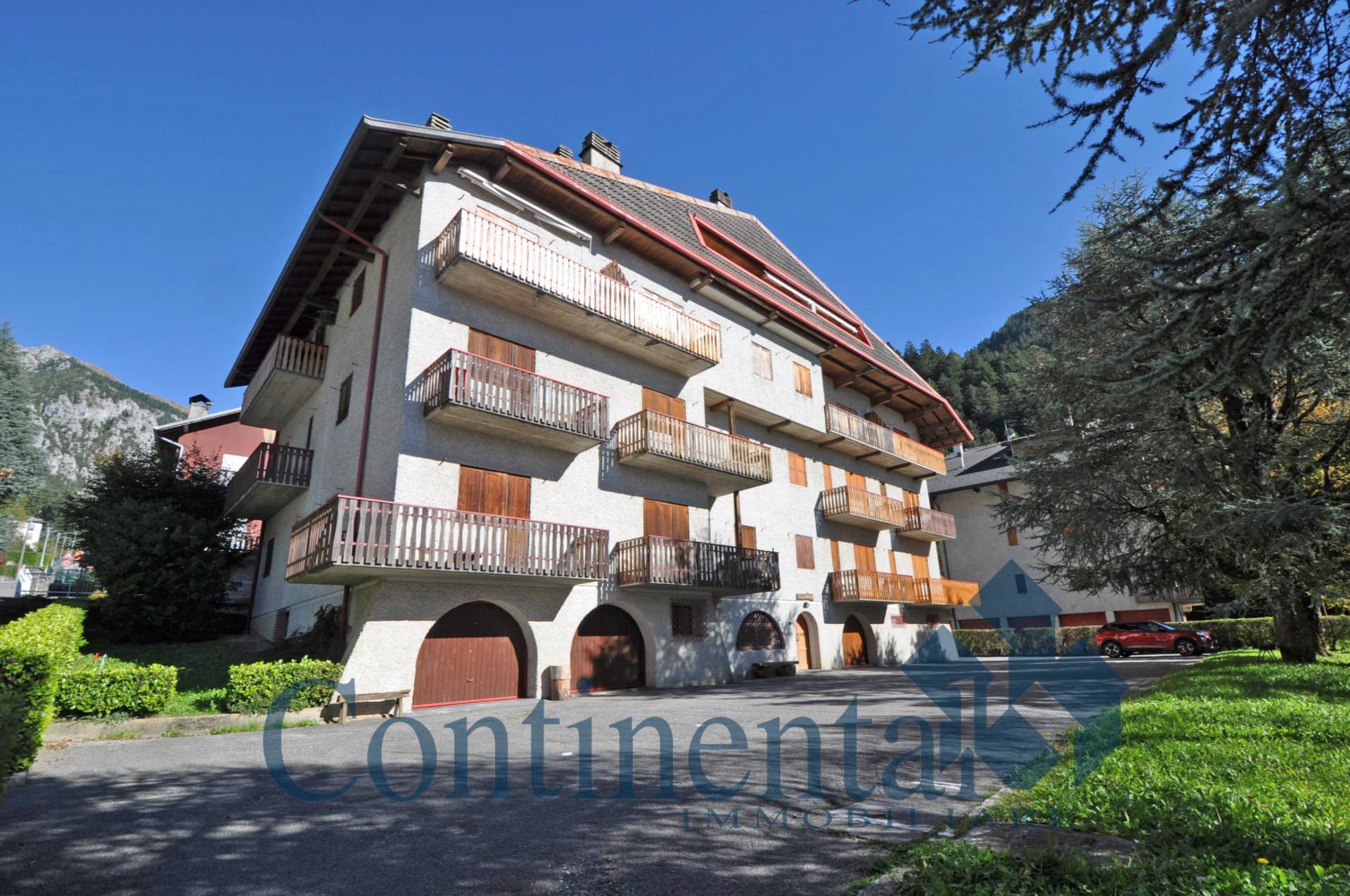 Piazzatorre – Viale Dei Tigli – 90 mq