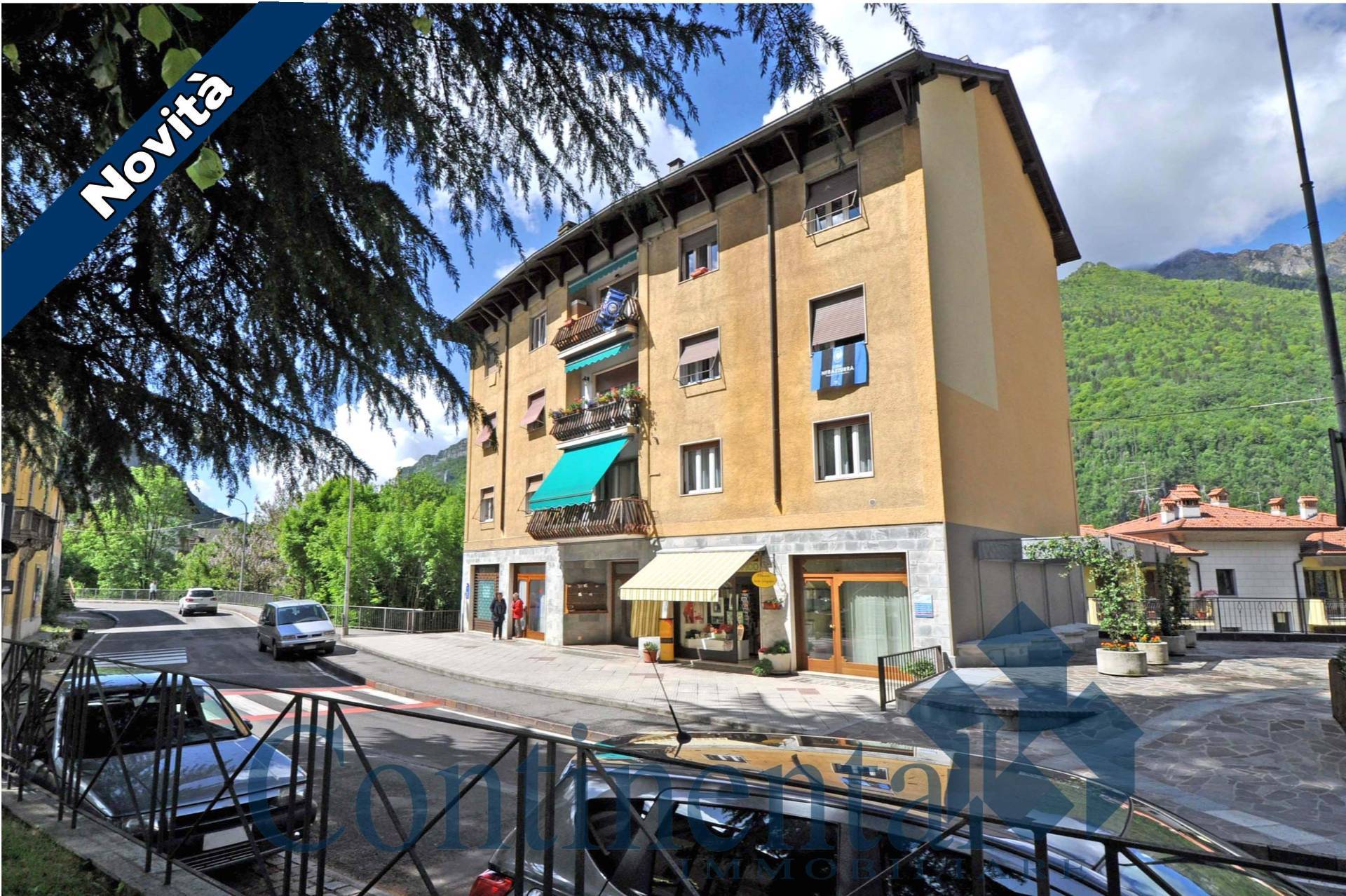 Piazza Brembana – Via Roma – 80 mq