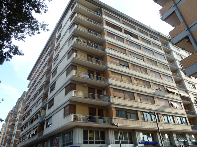  san benedetto del tronto vendita quart:  vela immobiliare srl