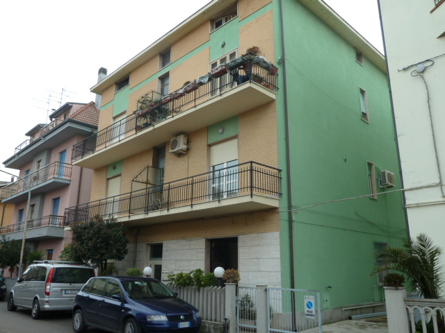  san benedetto del tronto vendita quart:  vela immobiliare srl