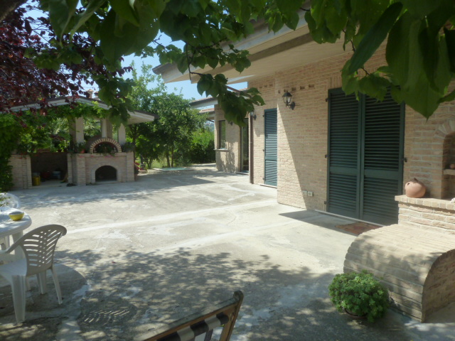 Villa MONTEPRANDONE vendita  RESIDENZIALE COLLINARE  Vela Immobiliare Srl