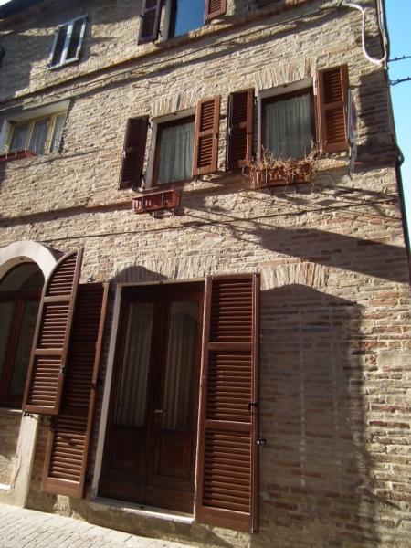 Villa Unifamiliare - Indipendente CARASSAI vendita    Vela Immobiliare Srl