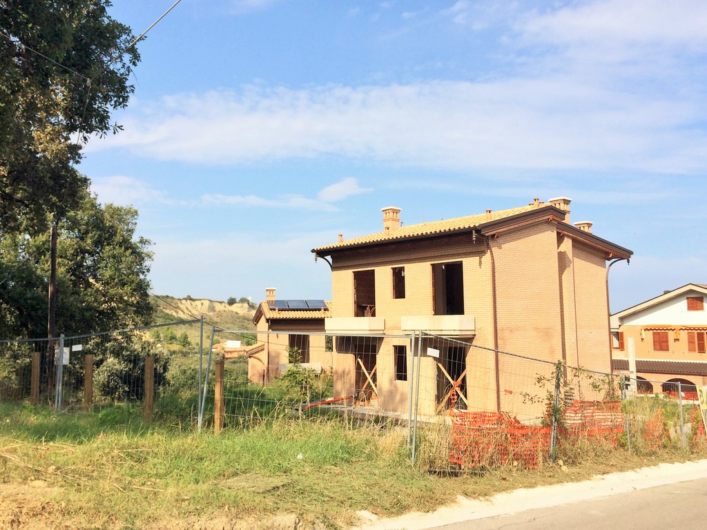 Villa SAN BENEDETTO DEL TRONTO vendita  Santa Lucia  Vela Immobiliare Srl