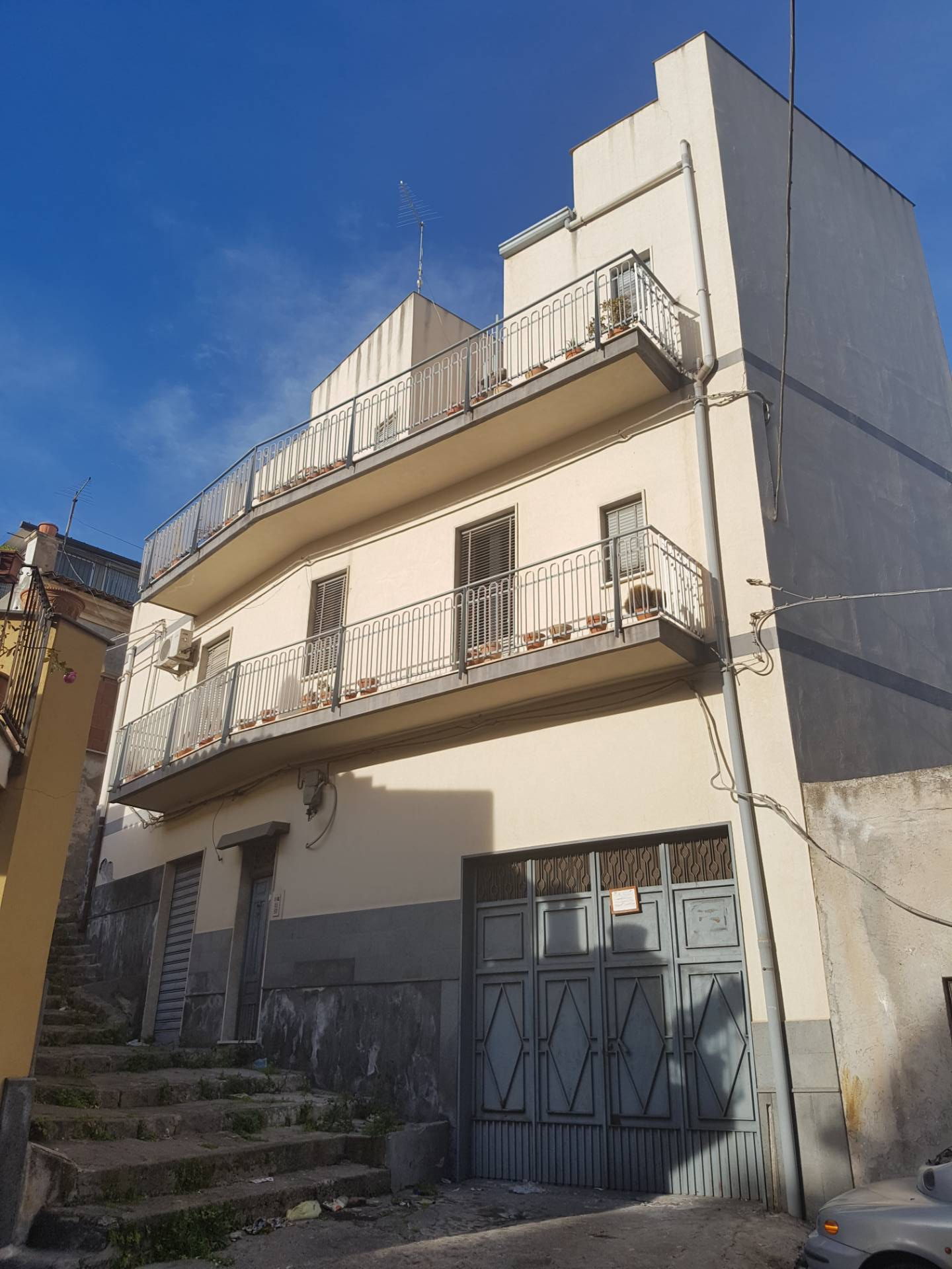Casa indipendente in Vendita a Catania