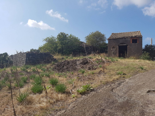 Terreno agricolo in vendita a Ragalna (CT)